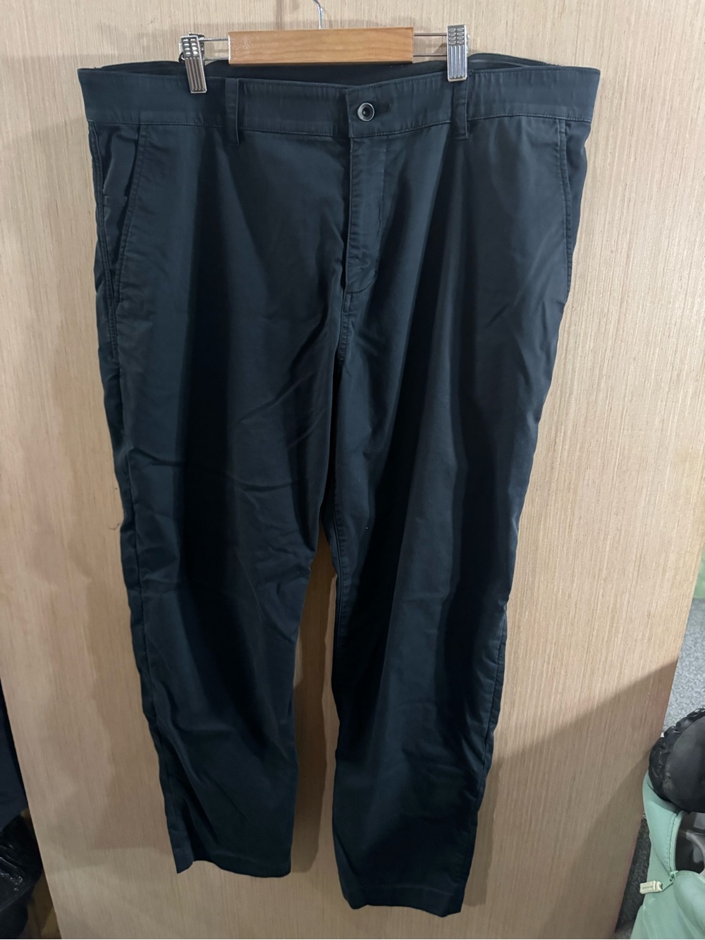Men's Nike Dri Fit Straight Leg Black Casual Pants Size 36